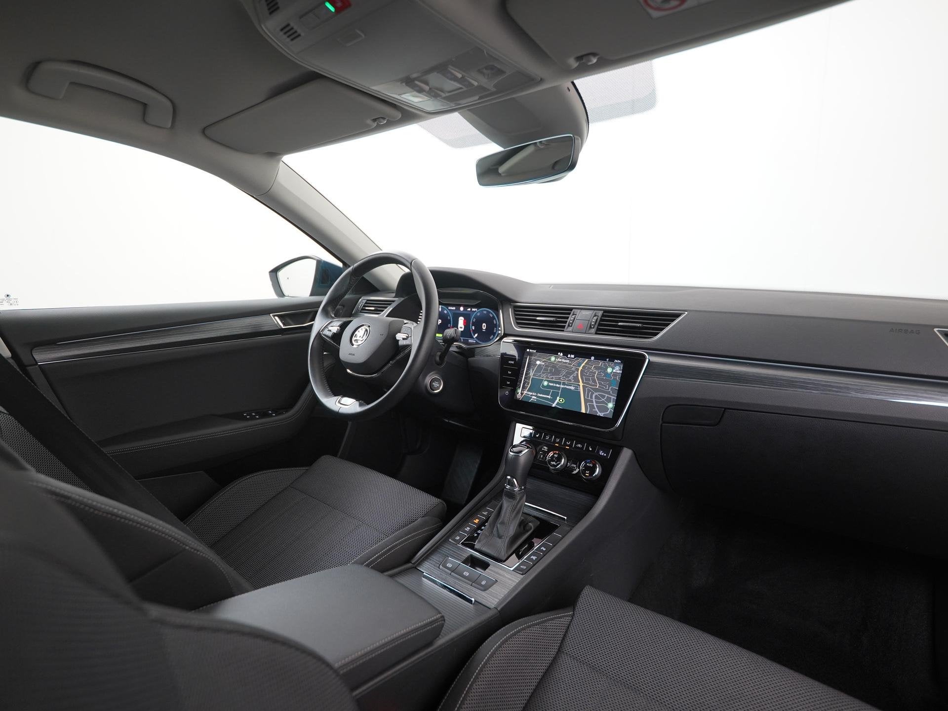 Skoda Superb Combi 1.4 TSI iV Style | Trekhaak | Columbus Na, Auto's, Stof, Gebruikt, Blauw, Hybride Elektrisch/Benzine