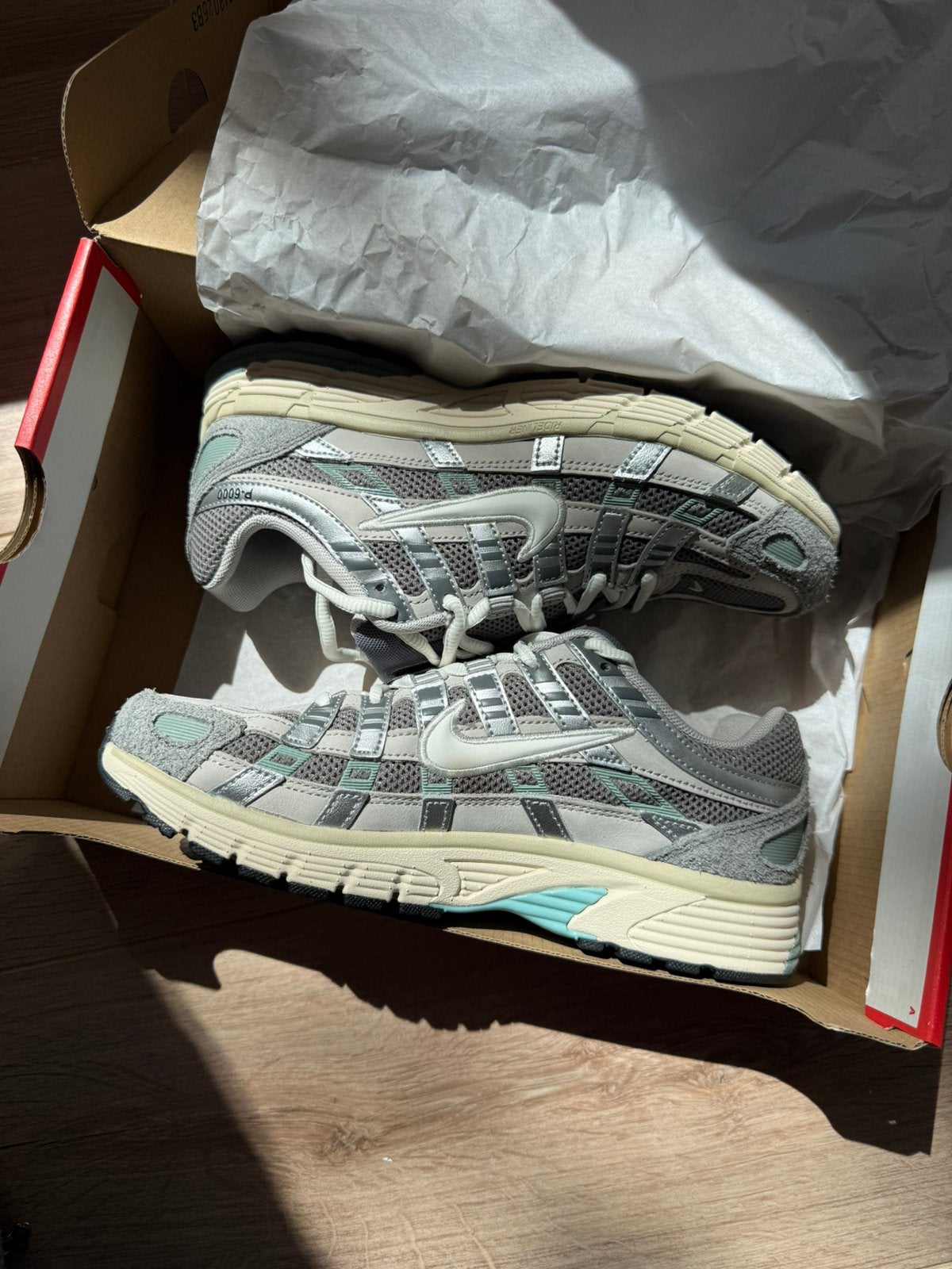 Nike P-6000, Kleding | Dames, Schoenen, Nieuw, Ophalen of Verzenden, Sneakers of Gympen, Grijs