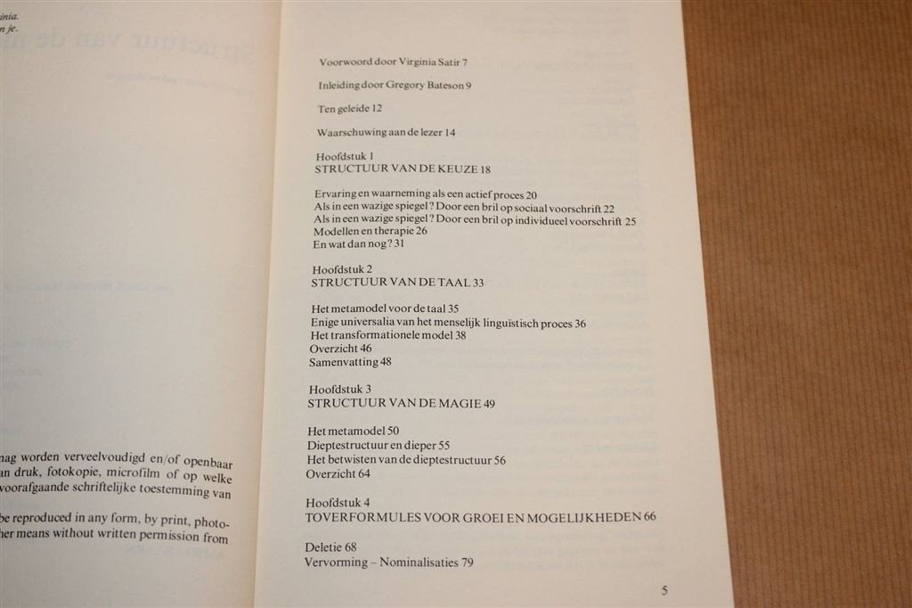 Structuur van de Magie — Een Boek over Taal en Therapie, Boeken, Ophalen of Verzenden, Gelezen, Overige onderwerpen, Achtergrond en Informatie