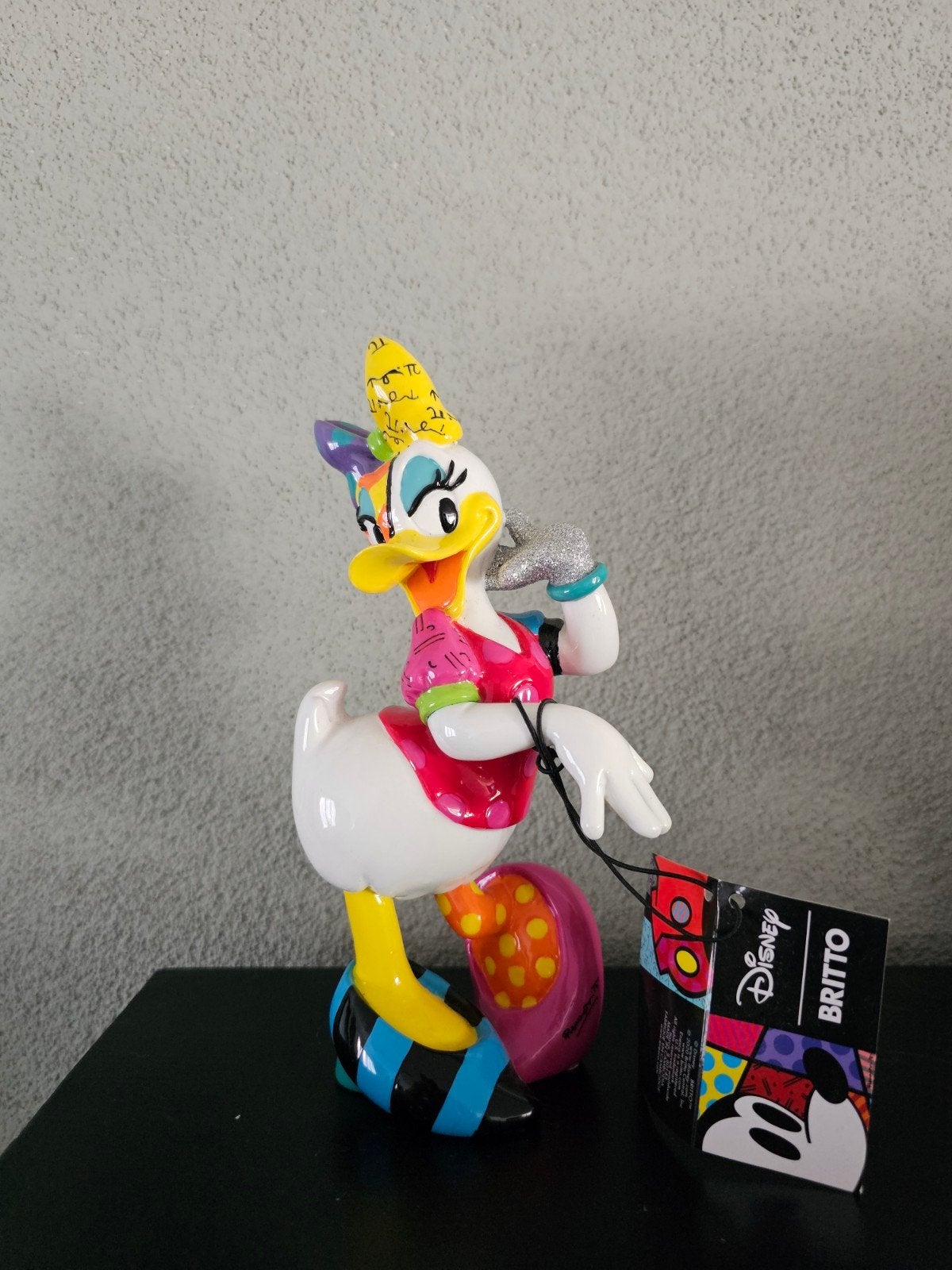 Romero Britto Disney Katrien Duck Beeld nieuw zonder doos, Ophalen of Verzenden, Donald Duck, Nieuw, Beeldje of Figuurtje