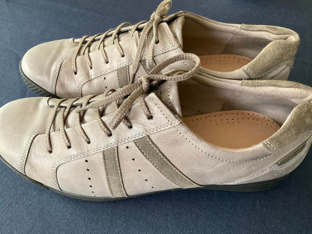 ECCO’S grijs maat 42/sneakermodel /veter, Kleding | Heren, Schoenen, Ophalen of Verzenden, Zo goed als nieuw, Overige kleuren