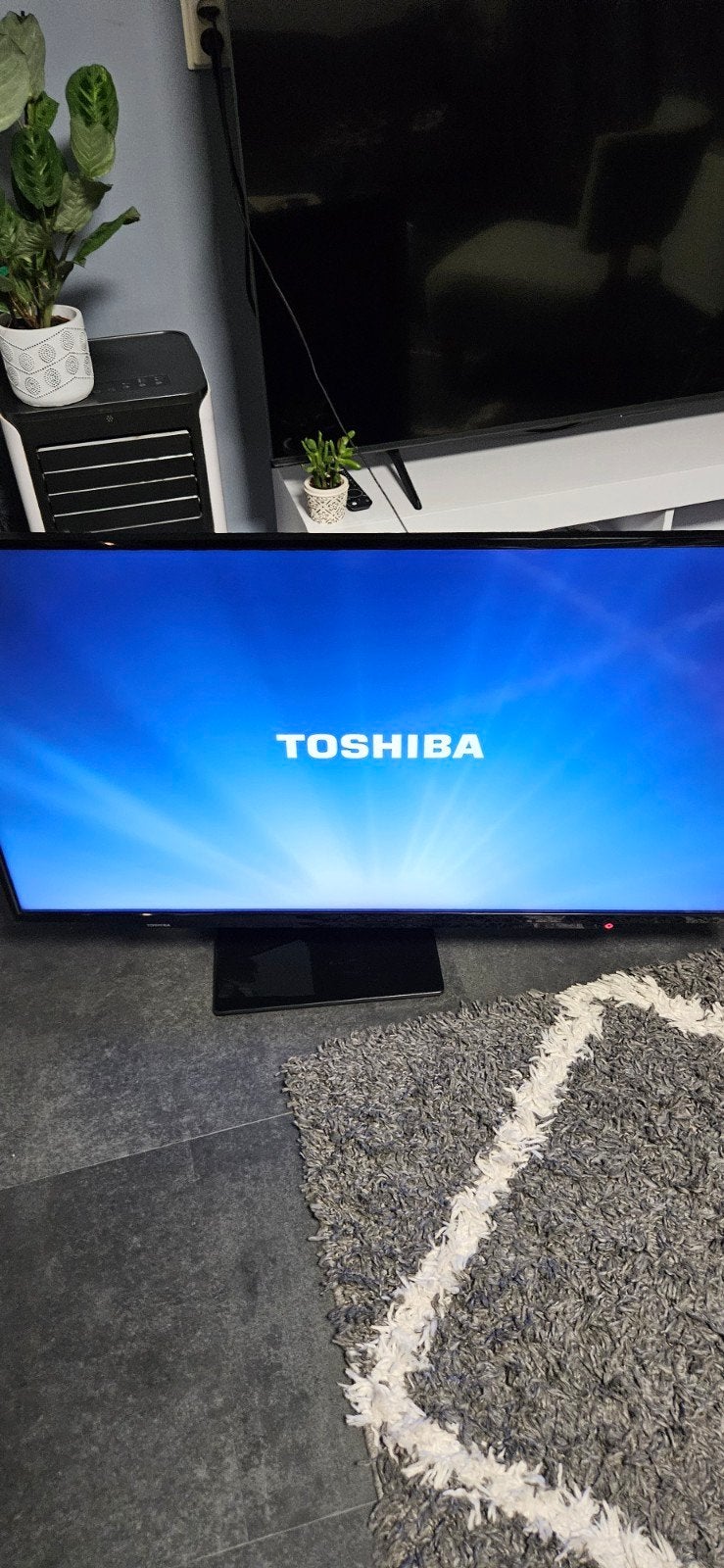 Toshiba 49 inch 4K Smart TV – 49U2963DG

Toshiba 49 inch 4K, Audio, Tv en Foto, Televisies, Ophalen, 50 Hz, LCD, 100 cm of meer