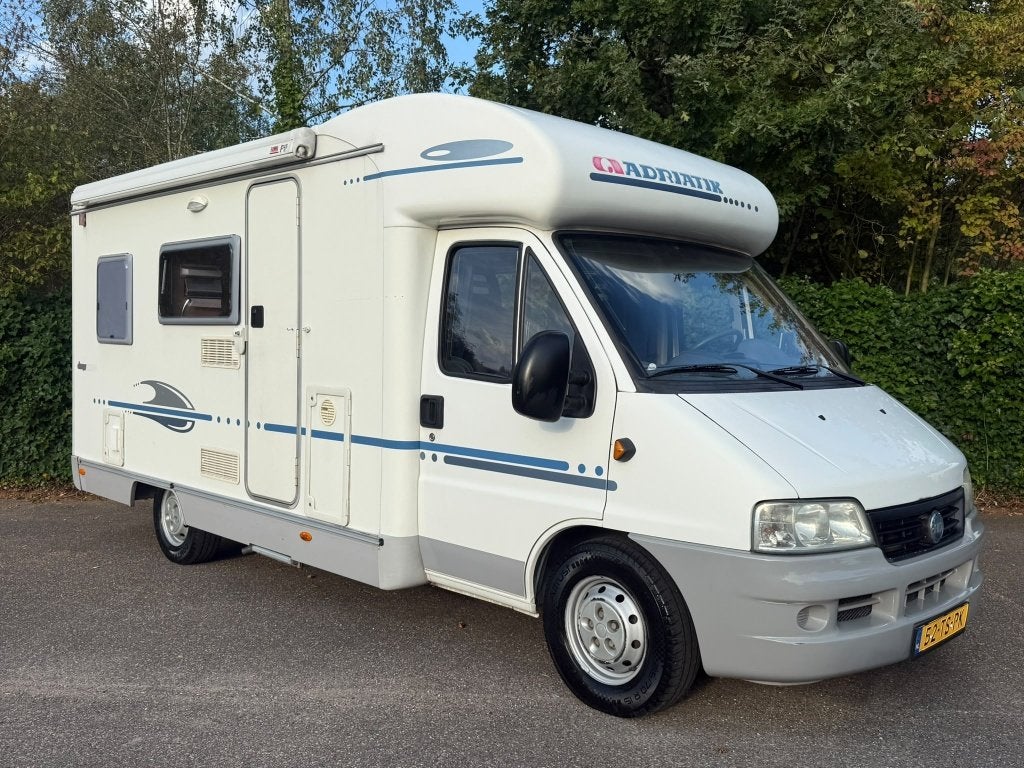 Adria Camper Serie 70 574SP 2004 LAGE KMSTAND!