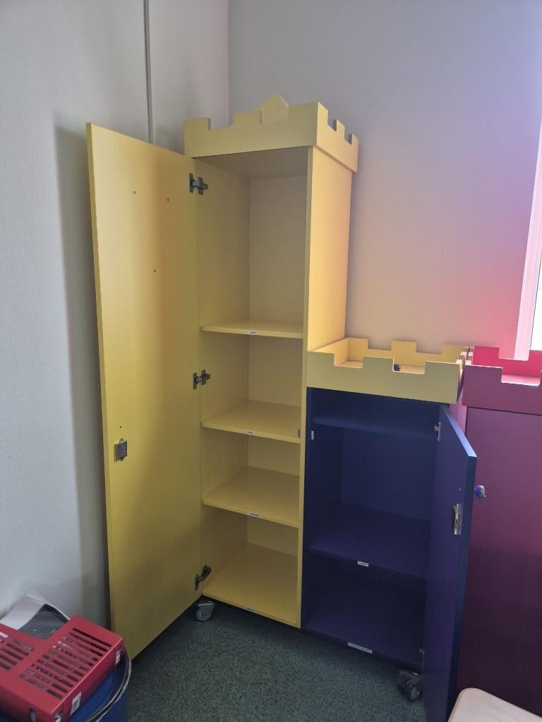 kasteel kasten (1 hoog 1laag), Kinderen en Baby's, Kinderkamer | Commodes en Kasten, Ophalen, Gebruikt, Kast, 50 tot 70 cm