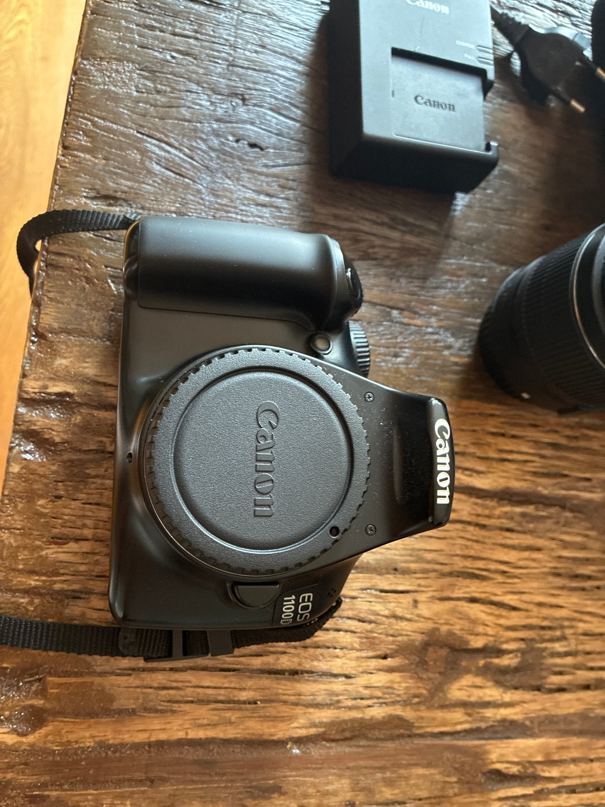 Canon EOS 1100D Spiegelreflexcamera met lens en tas, Spiegelreflex, Canon, Zo goed als nieuw, 4 t/m 7 keer