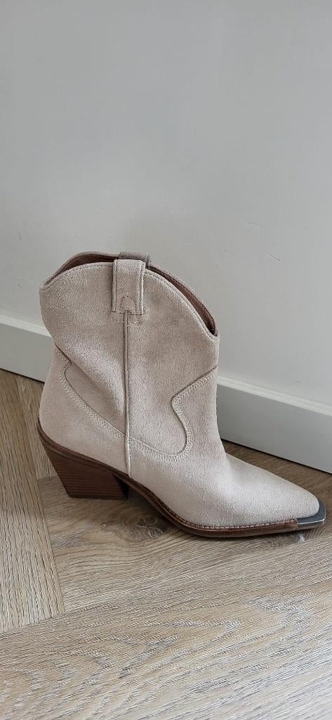 Suède laarsjes (beige), Kleding | Dames, Schoenen, Ophalen, Bronx, Beige, Lage of Enkellaarzen