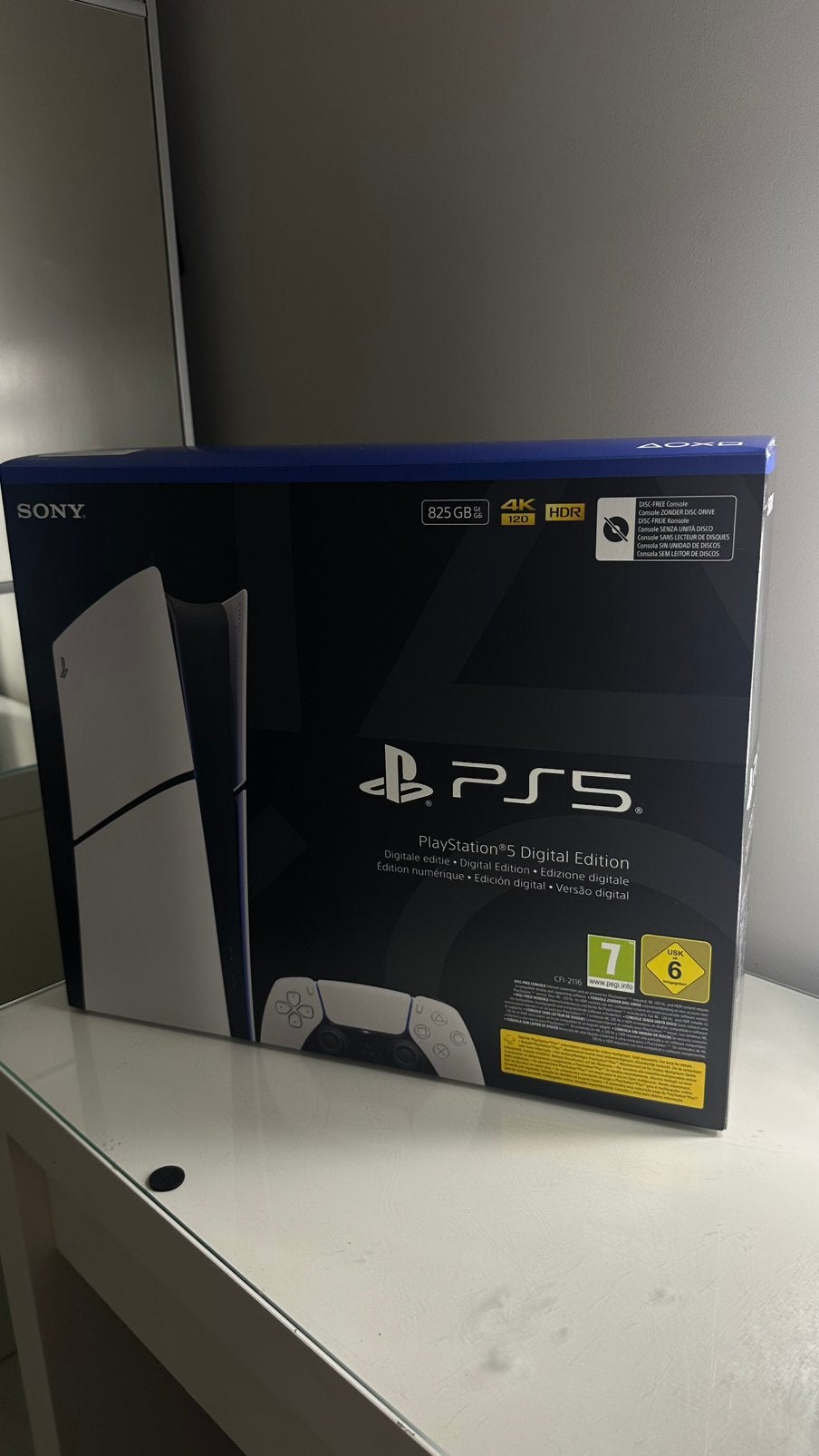PlayStation 5 Slim Digital Edition 825GB zo goed als nieuw