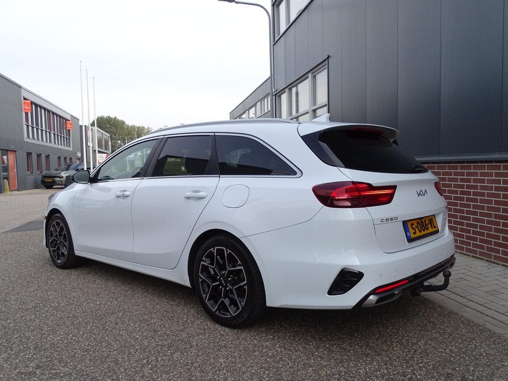 Kia Ceed Sportswagon 1.5 T-GDi GT-Line AUTOMAAT| PANORAMADAK, Auto's, Kia, Gebruikt, Euro 6, 4 cilinders, 160 pk