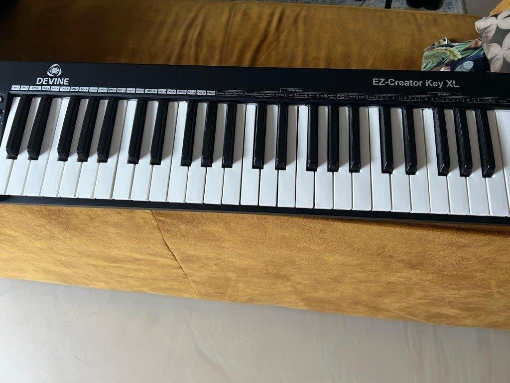 Devine EZ-Creator Key XL, Muziek en Instrumenten, Ophalen, Zo goed als nieuw, 49 toetsen, Overige merken