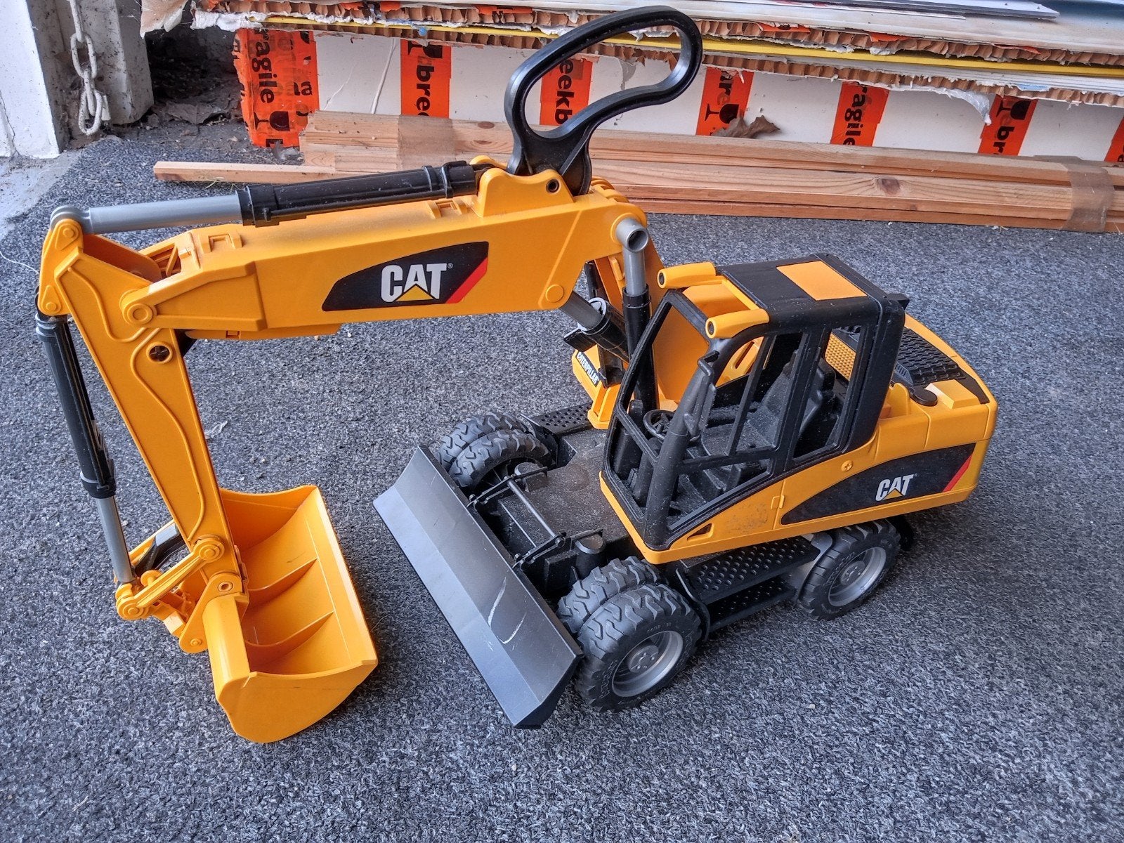 Bruder CAT Graafmachine - Speelgoed Kraan, Ophalen, Zo goed als nieuw, Schaal 1:16, Auto onroad