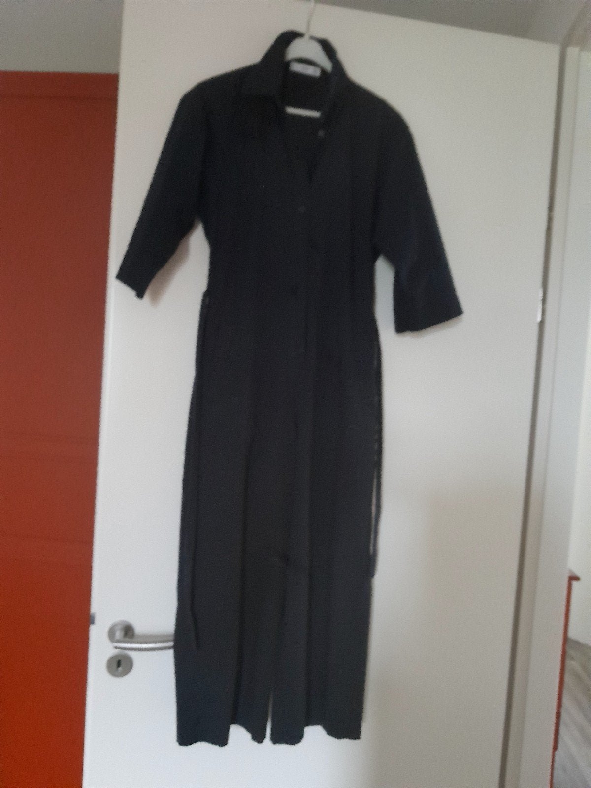Donkerblauwe jumpsuit M met zakken en kuitlengte, Kleding | Dames, Jumpsuits, Ophalen of Verzenden, Zo goed als nieuw, Maat 36 (S)