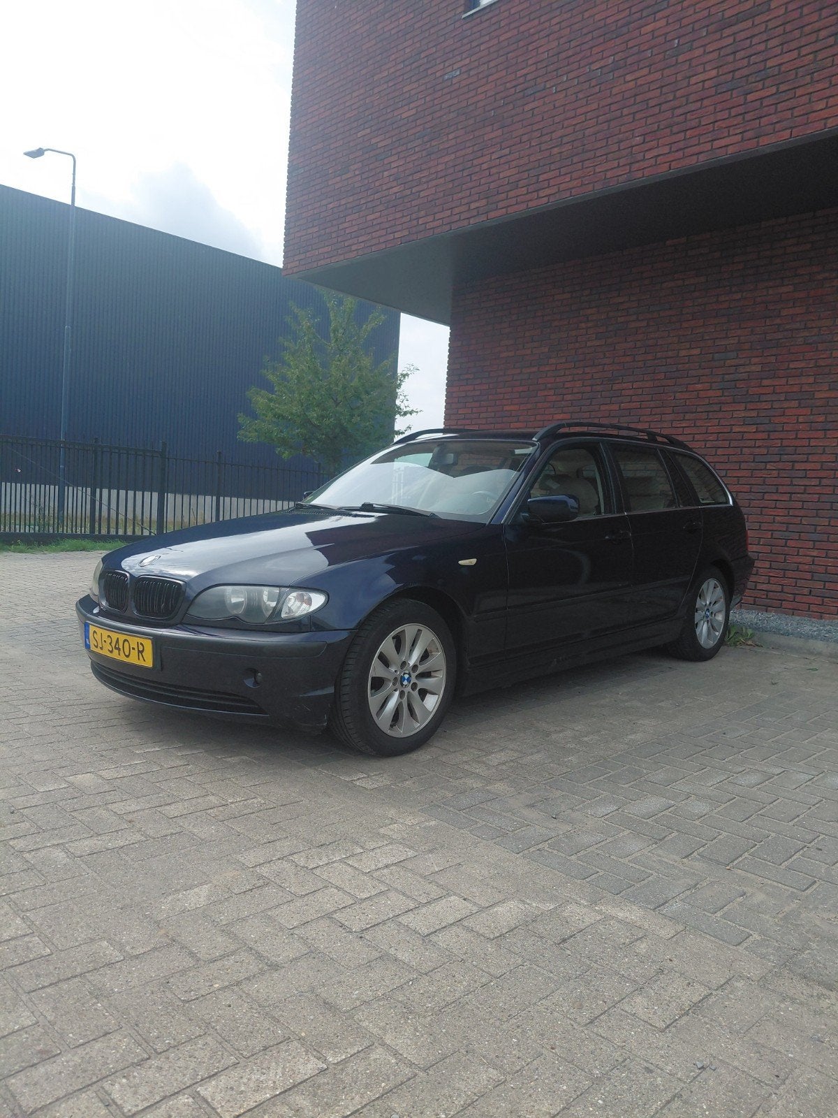 Bmw 320i touring high executive 170pk e46, Achterwielaandrijving, Blauw, Stationwagon, Particulier