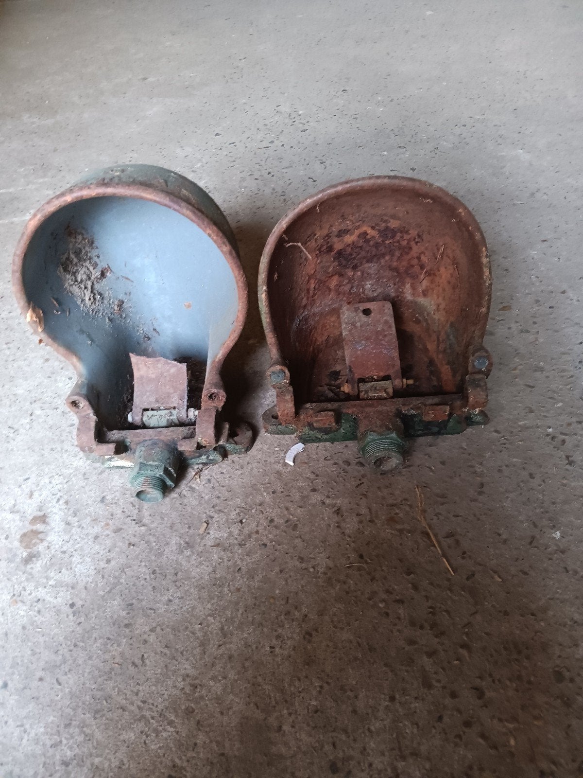 2x ouderwetse koeien drinkbak, Ophalen of Verzenden
