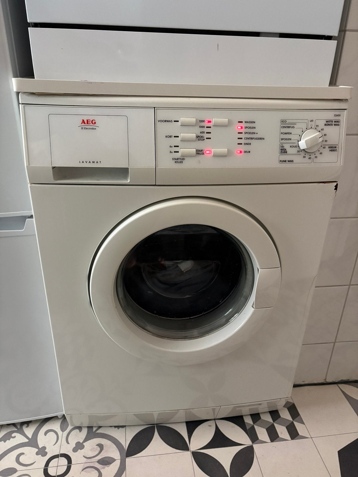 AEG Lavamat 52600, Ophalen, Gebruikt, 85 tot 90 cm, 1200 tot 1600 toeren