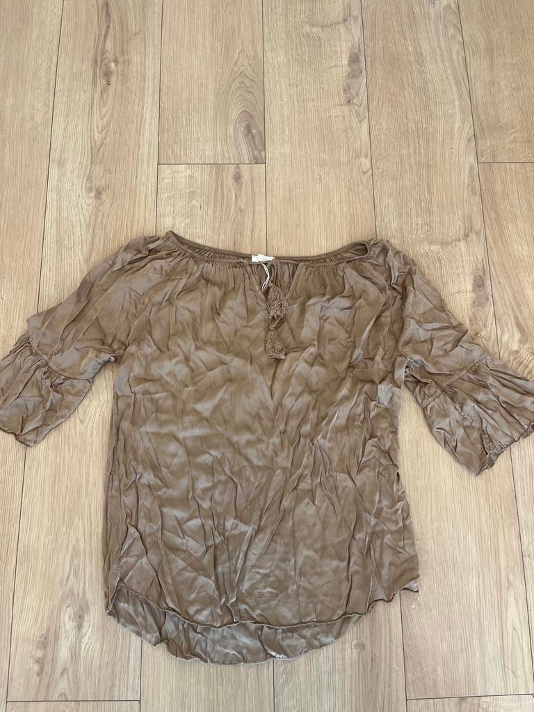 Nieuwe Ibiza blouse one size, Kleding | Dames, Blouses en Tunieken, Ophalen of Verzenden, Nieuw, Maat 38/40 (M), Bruin