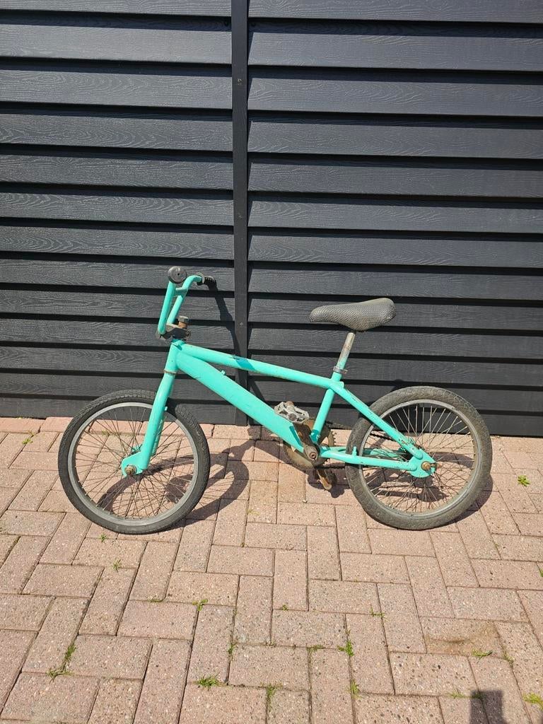 Mongoose BMX - Opknapper (banden plat, geen remmen), Fietsen en Brommers, Gebruikt, Staal, 20 tot 24 inch, Ophalen of Verzenden