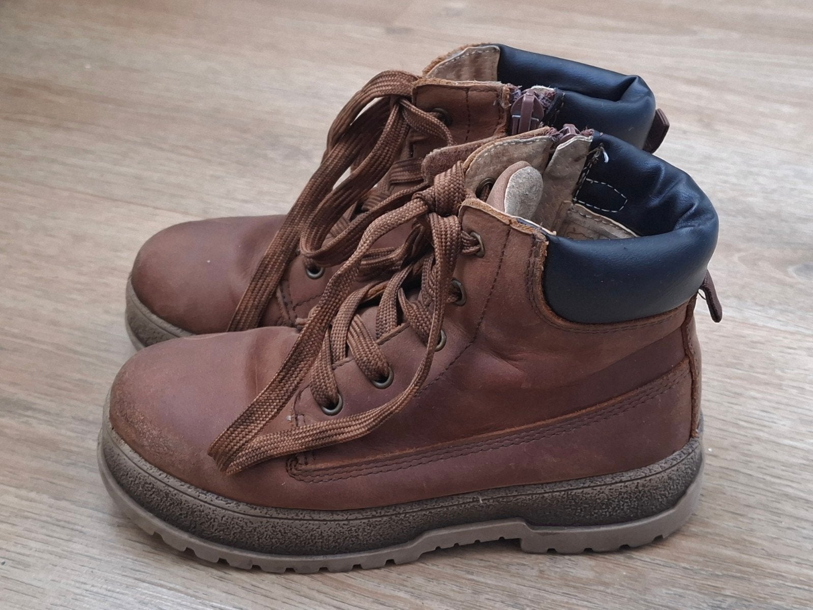 Mooie leren jongensschoenen Twoday maat 29, Kinderen en Baby's, Schoenen, Ophalen of Verzenden, Zo goed als nieuw, Twoday