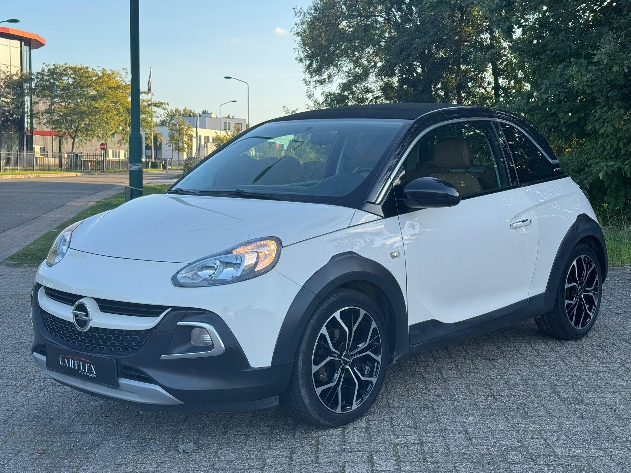 Opel ADAM 1.4 Rocks, Voorwielaandrijving, Euro 5, ADAM, Gebruikt
