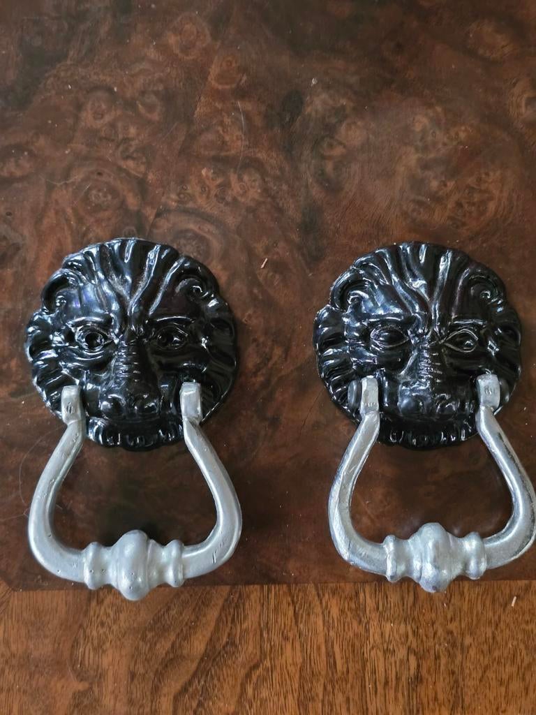 Set van 2 antieke leeuwenkop deurgrepen, Ophalen of Verzenden