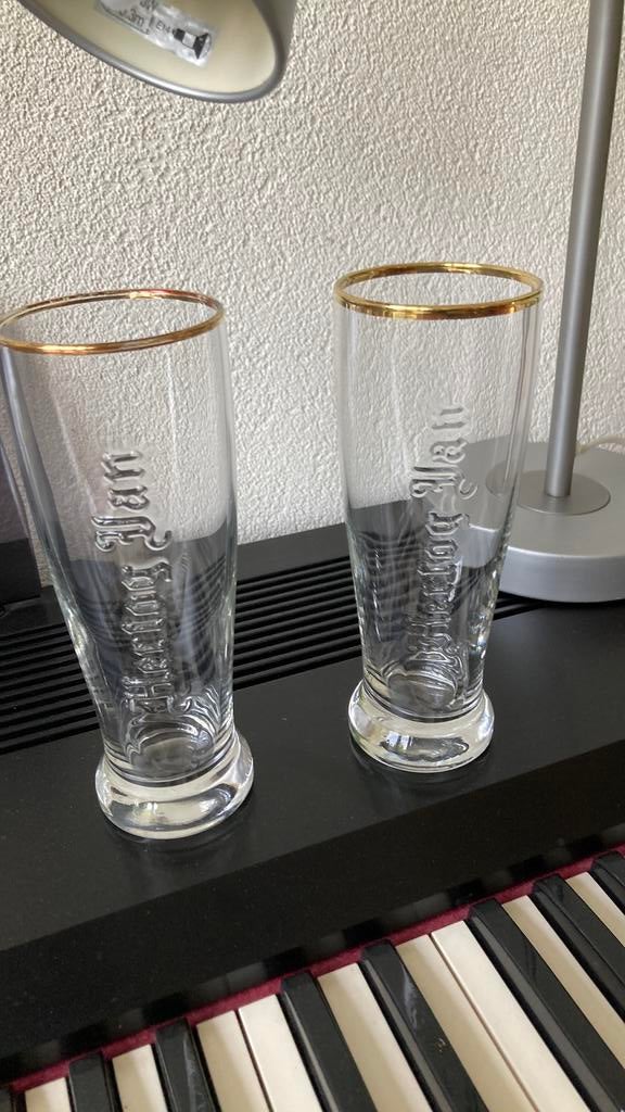 Hertog jan bierglazen gouden randje, Verzamelen, Glas en Borrelglaasjes, Ophalen of Verzenden, Zo goed als nieuw, Bierglas