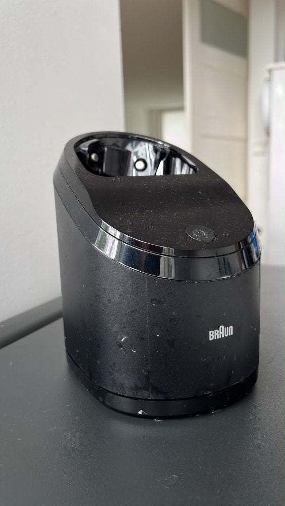 Braun scheerapparaat oplaadstation, Ophalen, Gebruikt, Scheren en Epileren