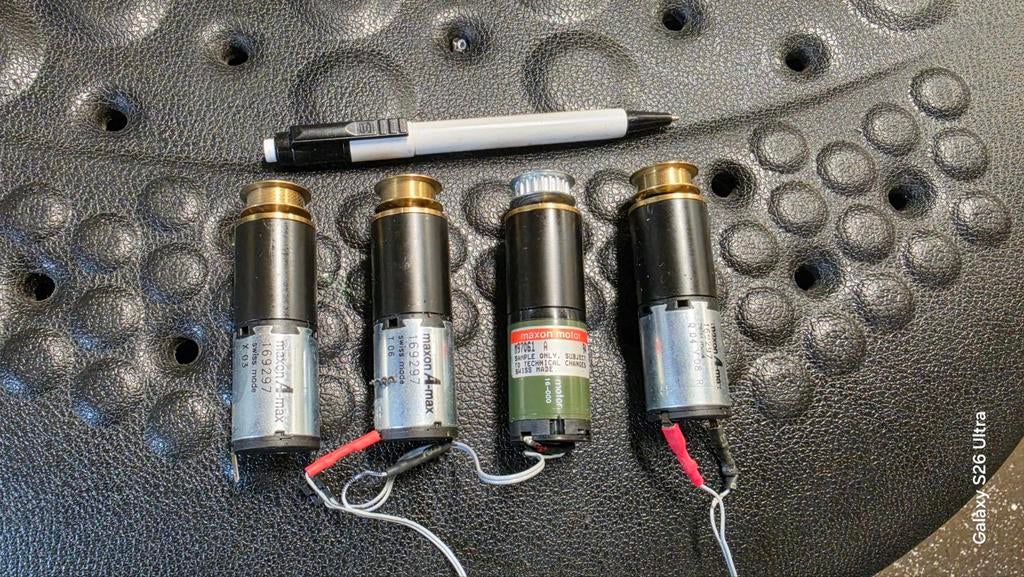 4 maxon motoren, Hobby en Vrije tijd, Ophalen of Verzenden, Groter dan 1:32