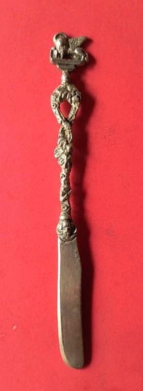 Antieke briefopener met gevleugelde leeuw hoofdje, Ophalen of Verzenden