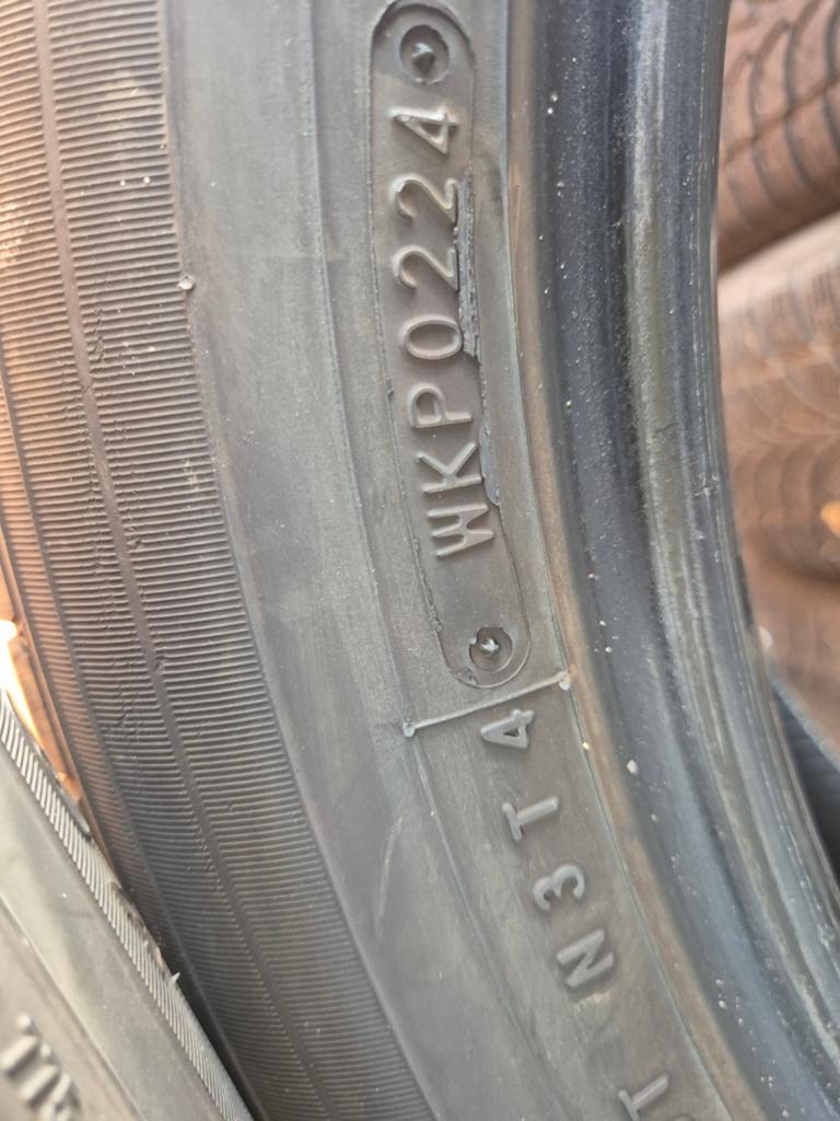 2 zomerbanden 225 55 19 profiel min.6 mm, Auto-onderdelen, Ophalen, Mazda