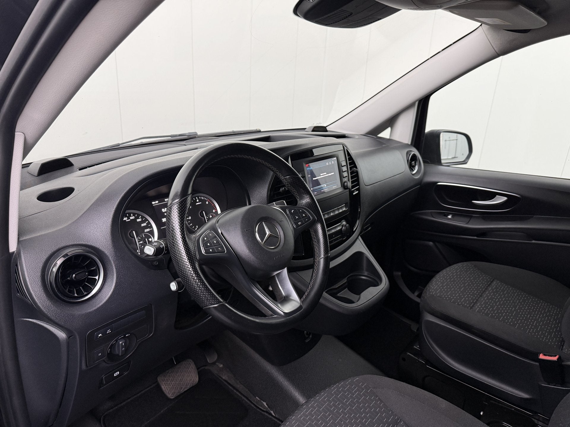 Mercedes-Benz Vito 116CDi Automaat Lang Black Edition | Led, Automaat, Gebruikt, 4 cilinders, 2000 kg