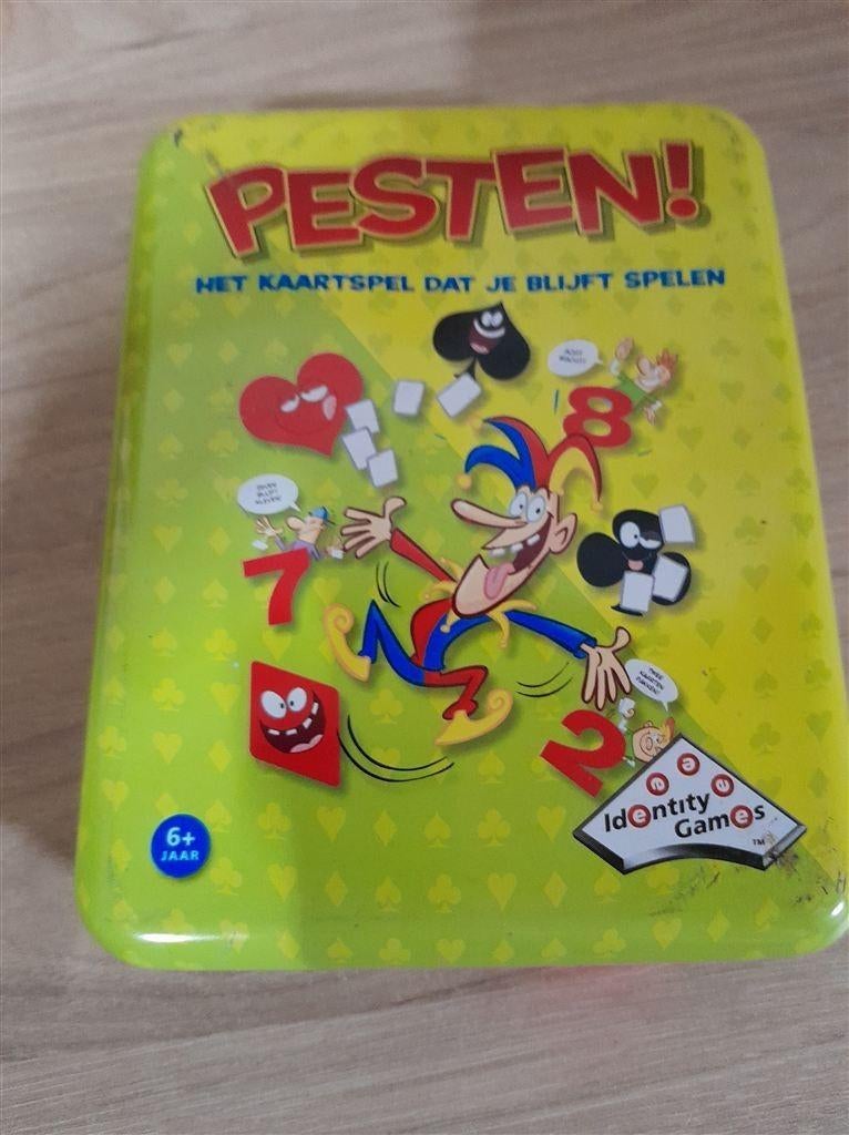 pesten in blik - s4768