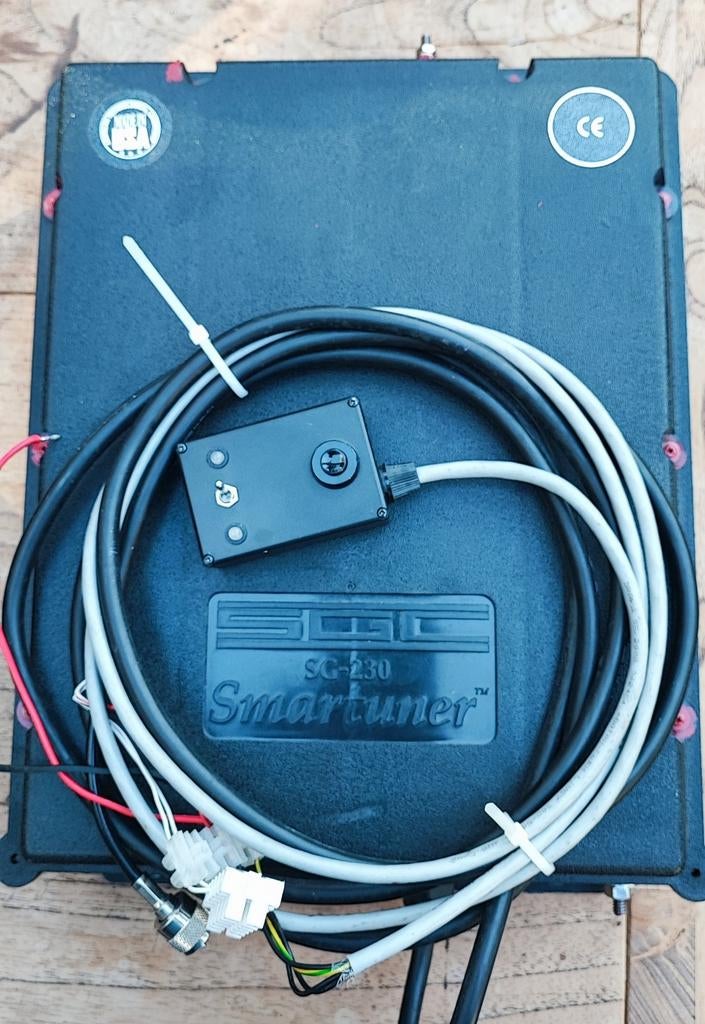 SG-230 Smartuner met bedieningskastje, Ophalen, Zo goed als nieuw