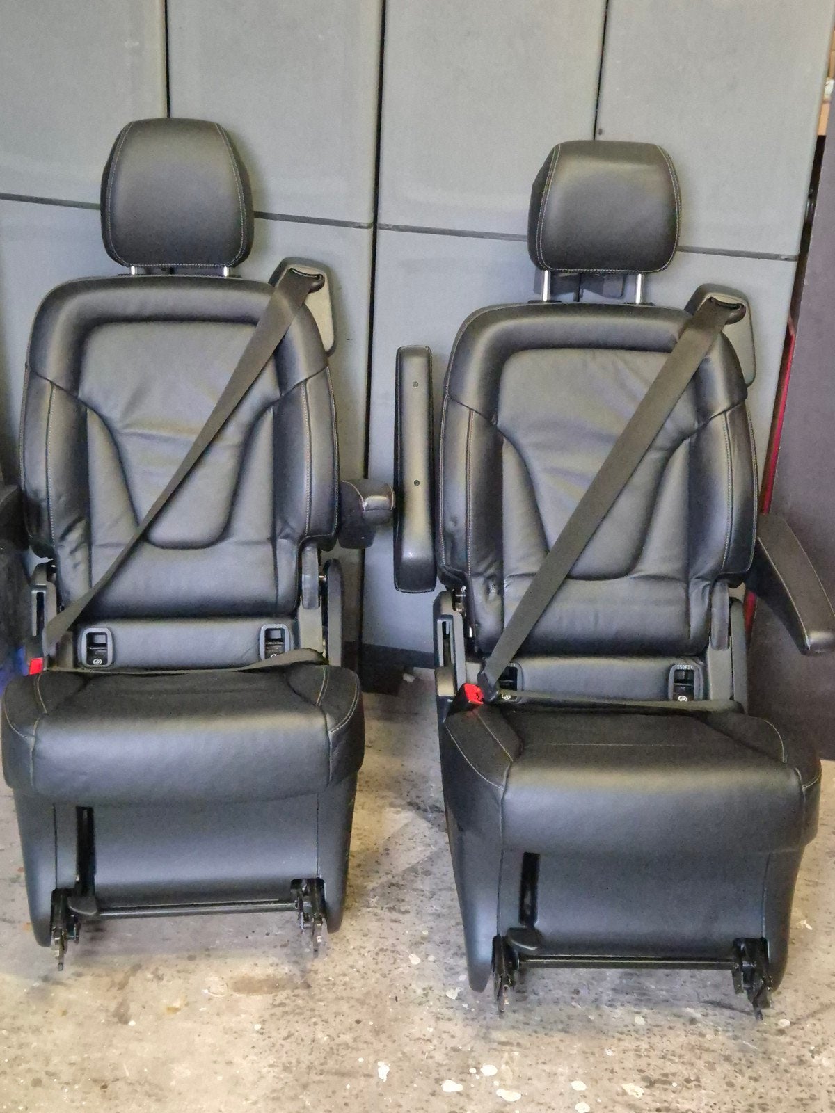 lederen stoelen Mercedes vklasse/vito voor rails, Auto-onderdelen, Ophalen, Gebruikt, Mercedes-Benz