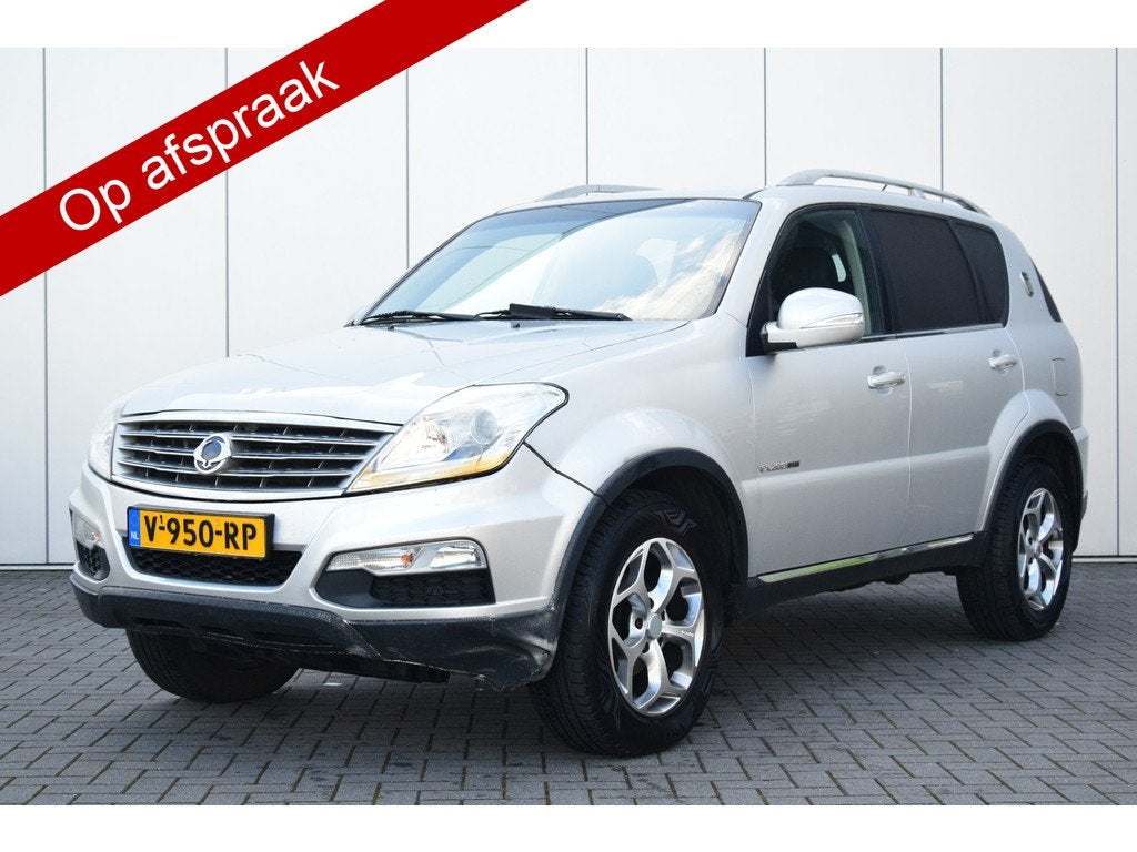 SsangYong Rexton RX 200 e-XDI Crystal (bj 2013), Voorwielaandrijving, Stof, Gebruikt, Zwart