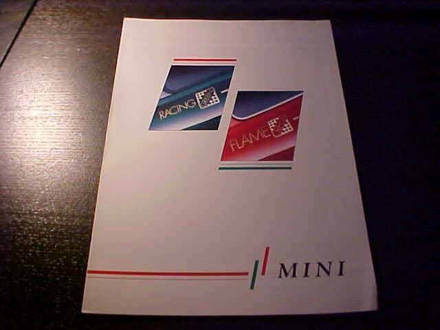 Folder - Mini Racing Green / Flame Red [EO659], Ophalen of Verzenden, Gelezen, Overige merken