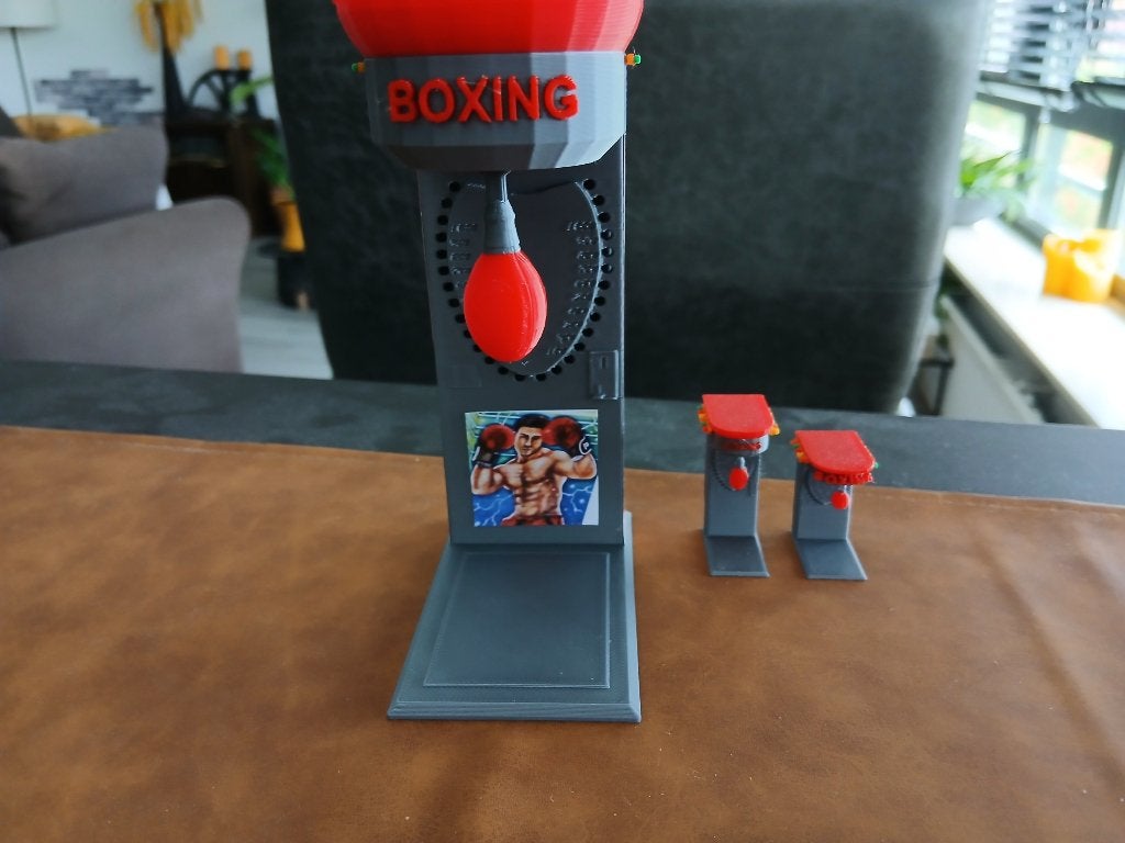 Boksbal machine kermis miniatuur 3 verschillende schalen, Hobby en Vrije tijd, Ophalen of Verzenden, Nieuw, 1:32 tot 1:50
