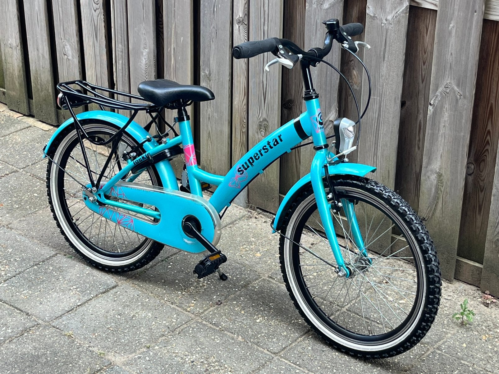 Zeer mooie 20 inch Loekie kinderfiets, Ophalen, Zo goed als nieuw, 20 inch of meer