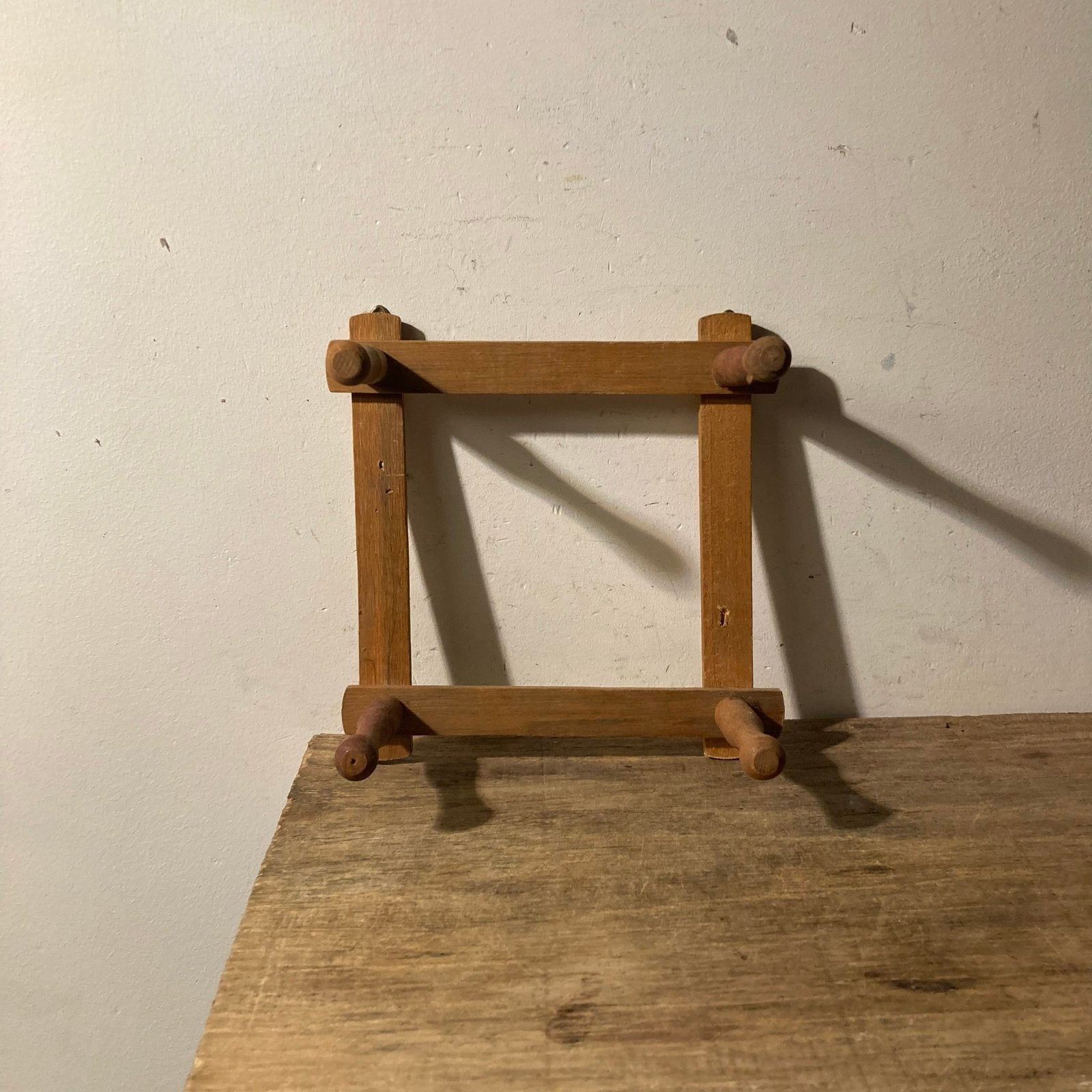Vintage houten lepelrekje - scharnierbaar, Antiek en Kunst, Ophalen of Verzenden