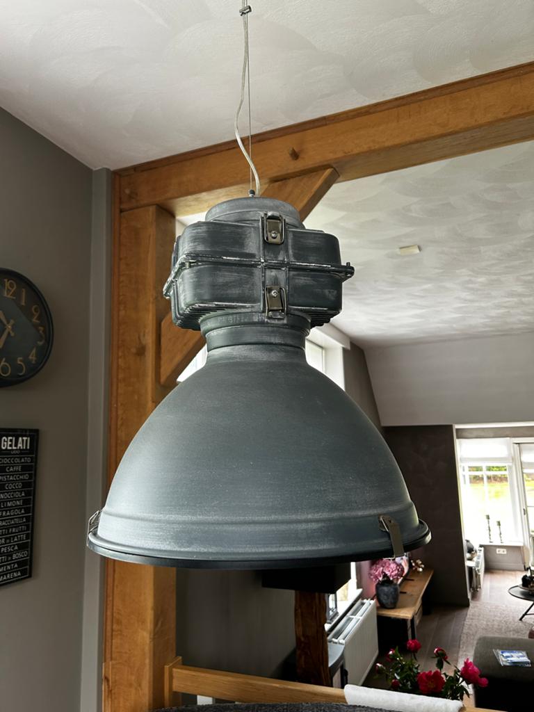 Industriële hanglamp - robuust en stijlvol, Ophalen, Gebruikt, Metaal
