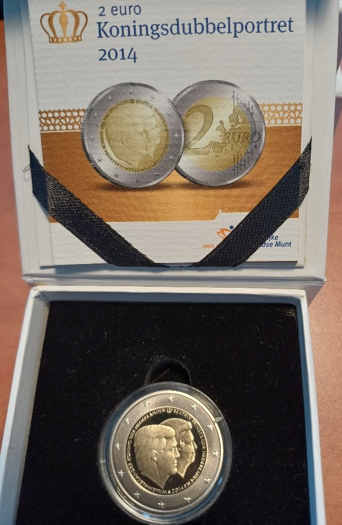 2014 Koningsdubbelportret €2 in cassette met certificaat, Ophalen of Verzenden, Koningin Beatrix, Euro's, Losse munt