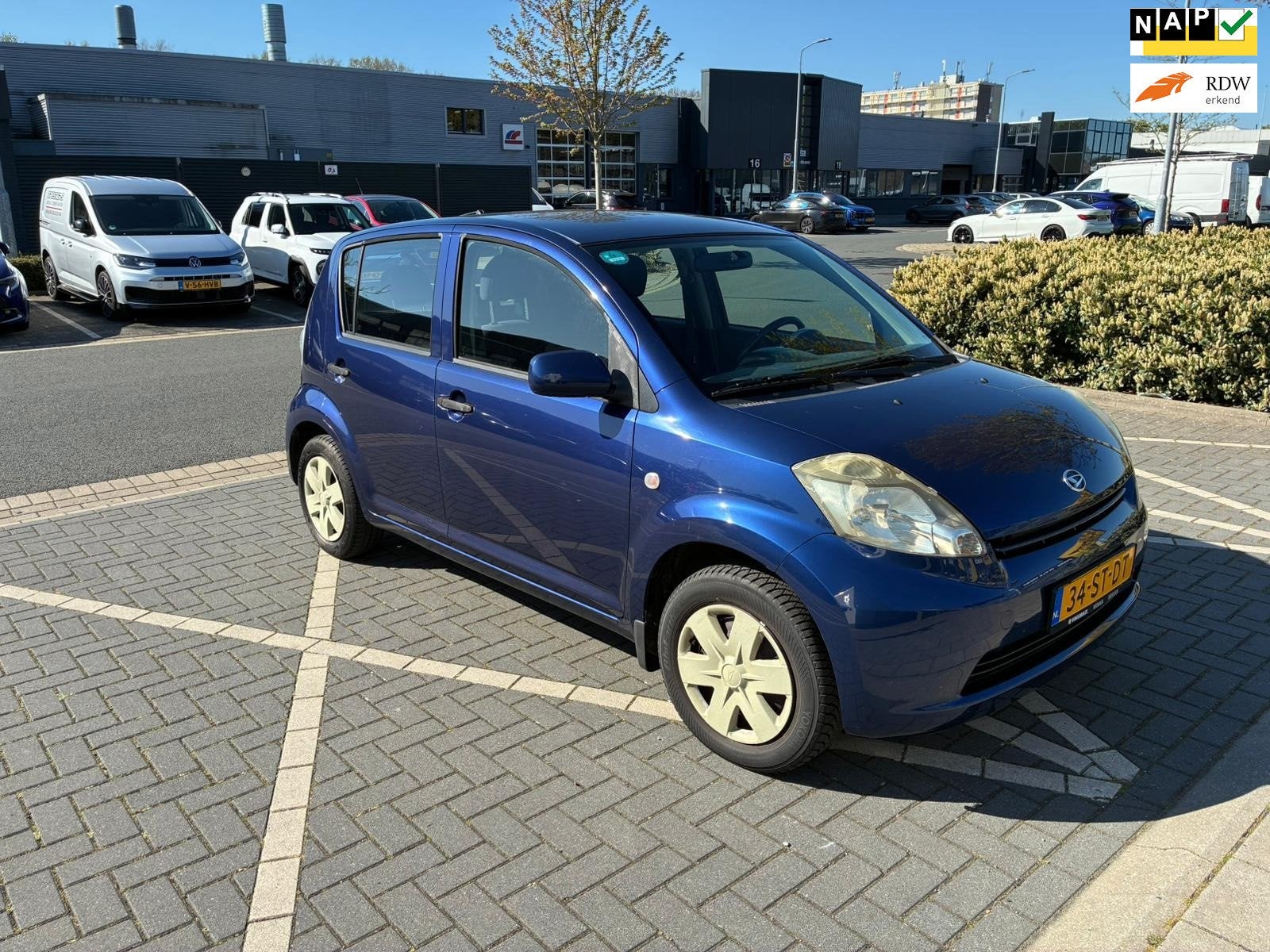 Daihatsu Sirion 2 €1650,-1.3-16V APK 2027 INRUIL MOGELIJK, Auto's, Voorwielaandrijving, Stof, Gebruikt, 31 €/maand