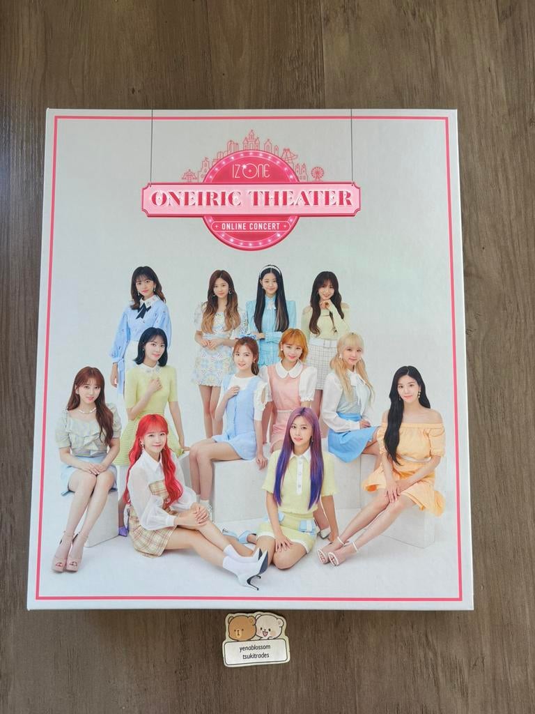 izone iz*one oneiric theater binder + pages 2/4/9 kpop k.pop, Verzamelen, Muziek, Artiesten en Beroemdheden, Ophalen of Verzenden