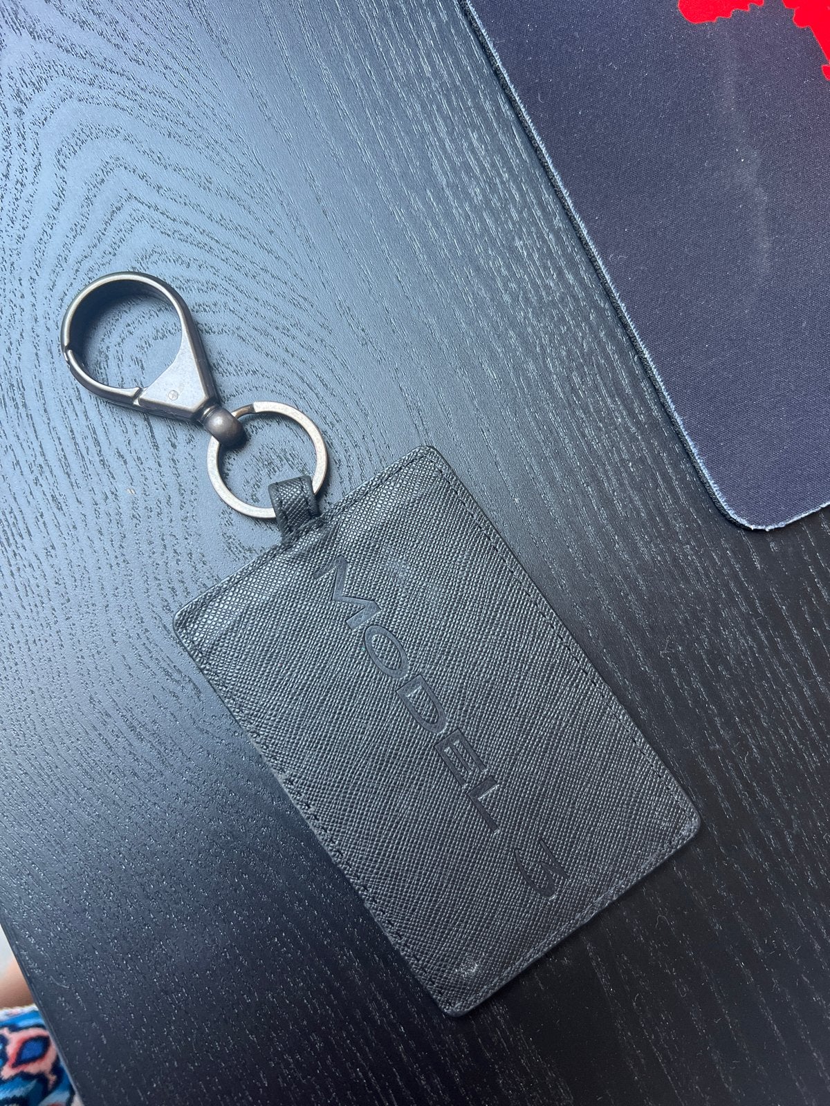 Pashouder zwart Tesla Model 3/Y met sleutelhanger, Ophalen of Verzenden, Nieuw
