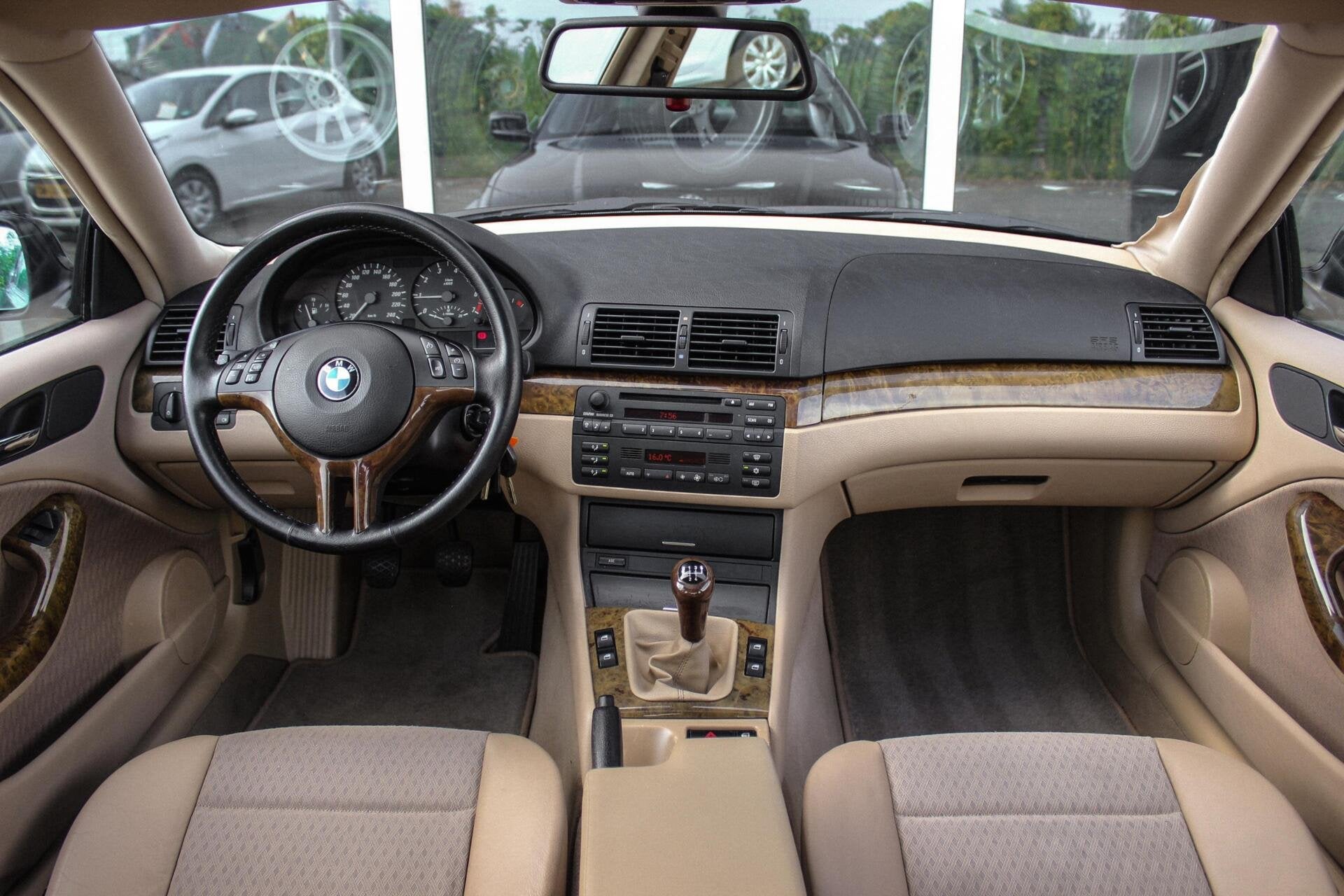 BMW 3-serie Coupé 318Ci Executive | 2e eigenaar | NL auto |, Achterwielaandrijving, Gebruikt, 4 cilinders, Leder en Stof