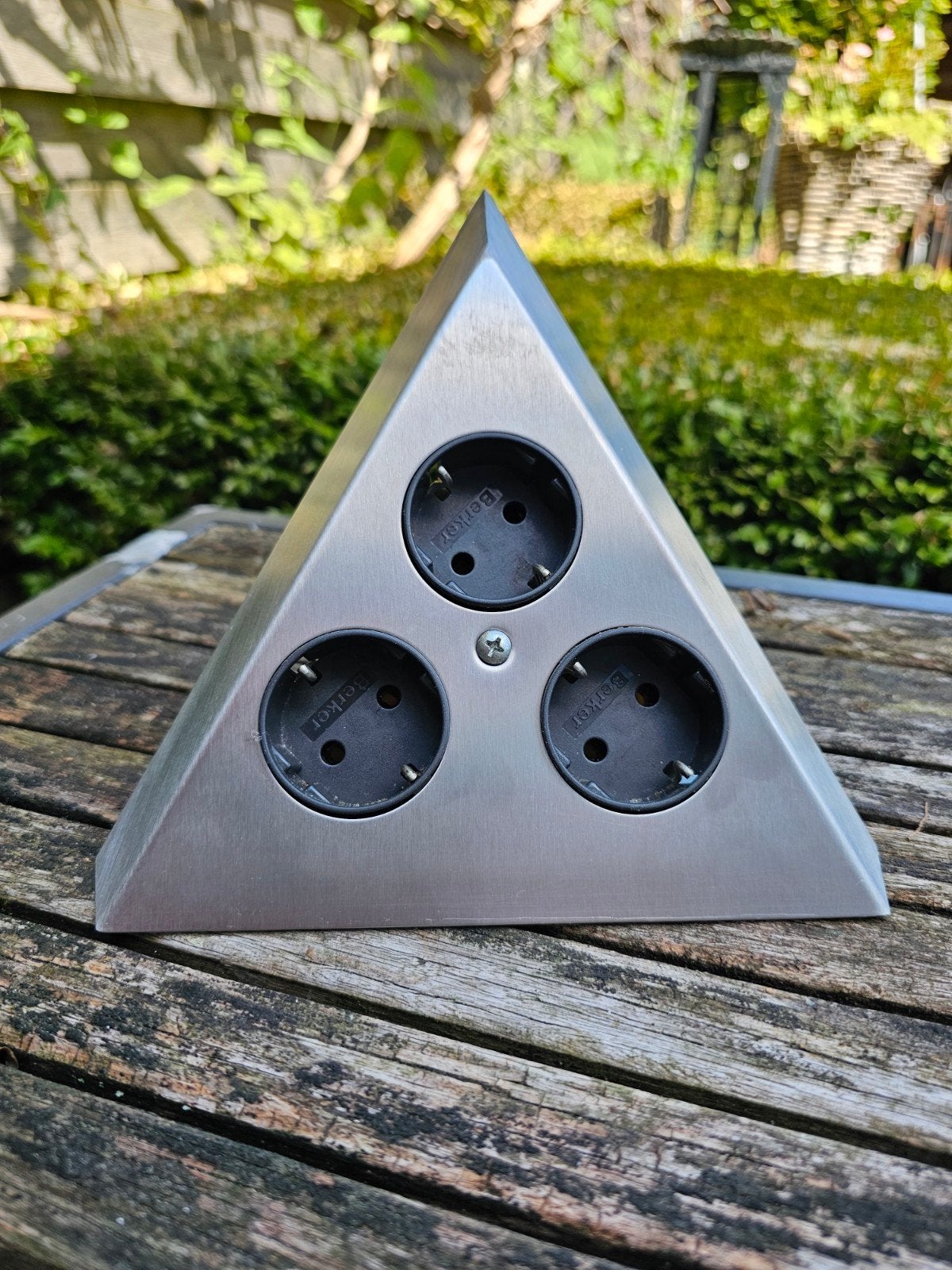 Thebo 3-voudige stekkerdoos RVS - Type 3007-C Edelstaal, Ophalen of Verzenden, Gebruikt, Berker, Stekkerdoos