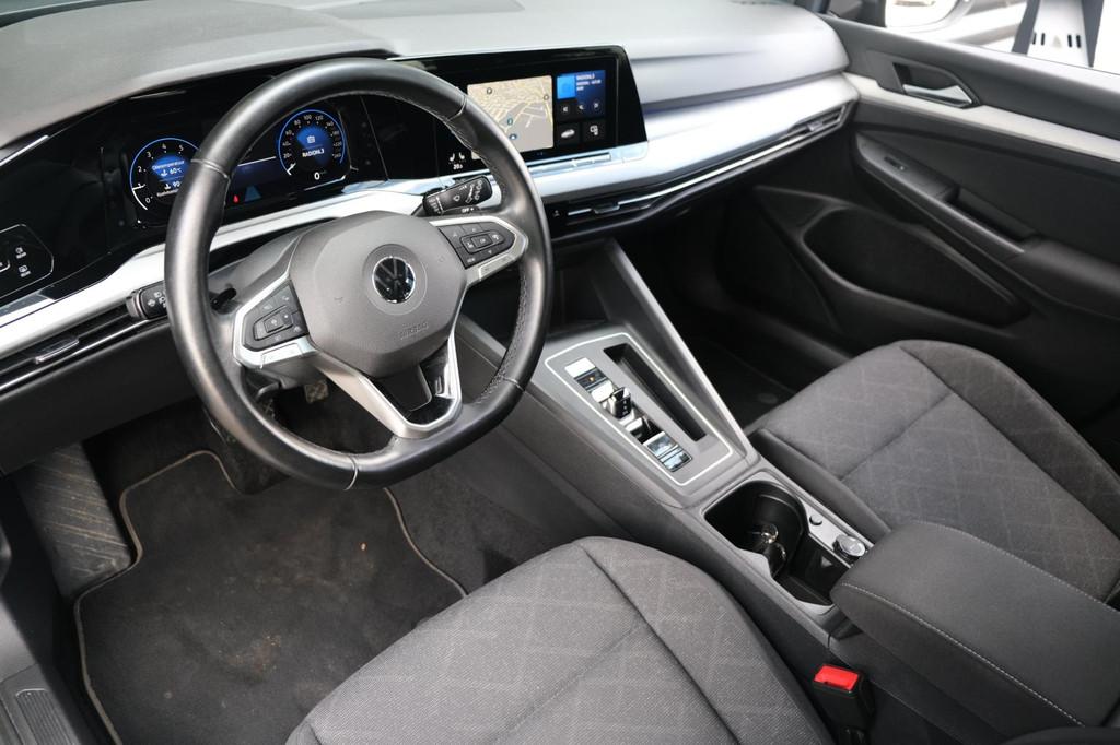 Volkswagen Golf 1.5 eTSI Style 150pk Navi ACC PDC Cam Sfeerv, Auto's, Stof, 4 cilinders, 150 pk, Origineel Nederlands