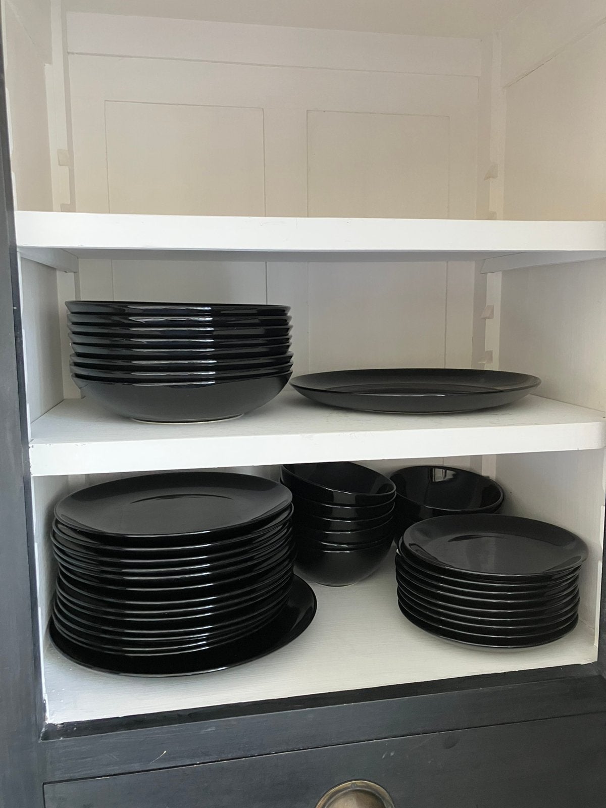 Servies ikea zwart, Ophalen
