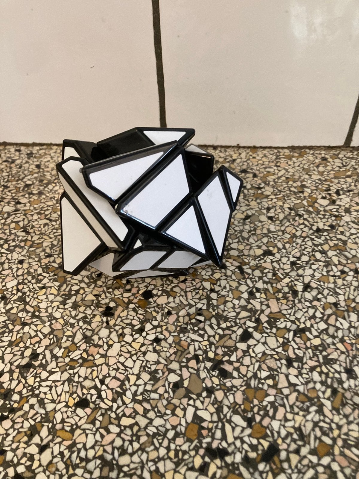 Kubus puzzel, Ophalen of Verzenden, Minder dan 500 stukjes, Zo goed als nieuw