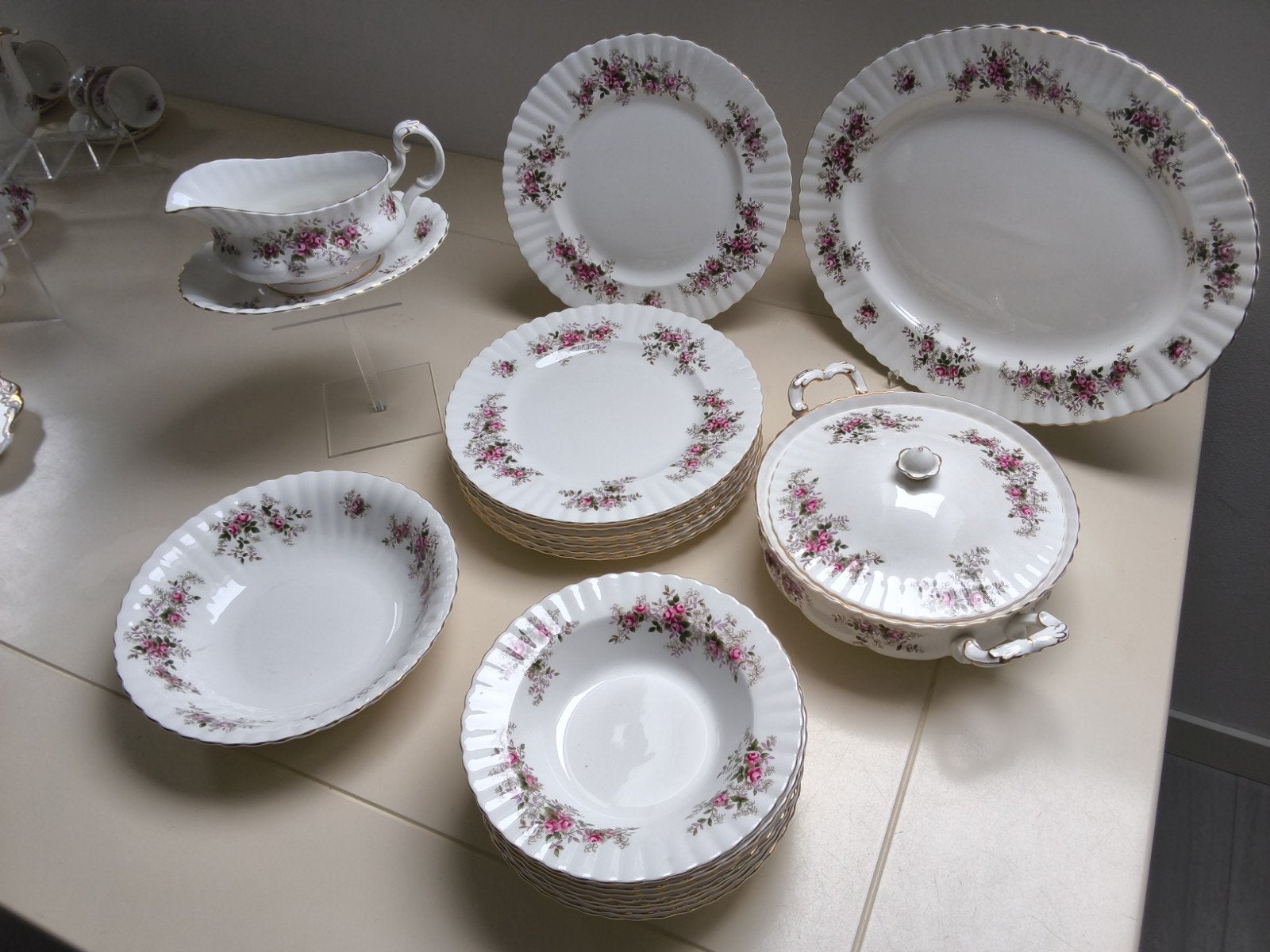 Royal Albert Servies Lavender Rose, Ophalen
