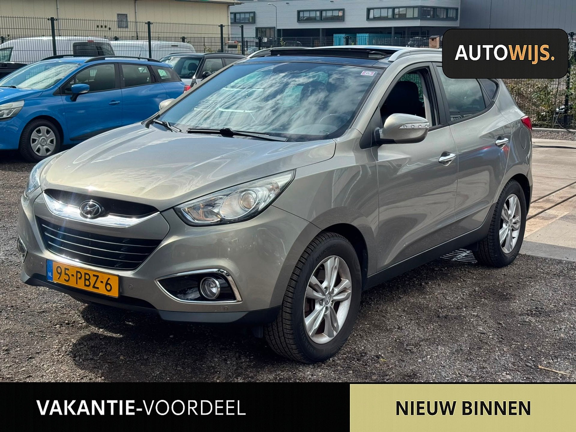 Hyundai Ix35 2.0i Style|PANO|CAMERA|TREKHAAK|NL AUTO|AUT|APK, Gebruikt, Zwart, 4 cilinders, Leder en Stof