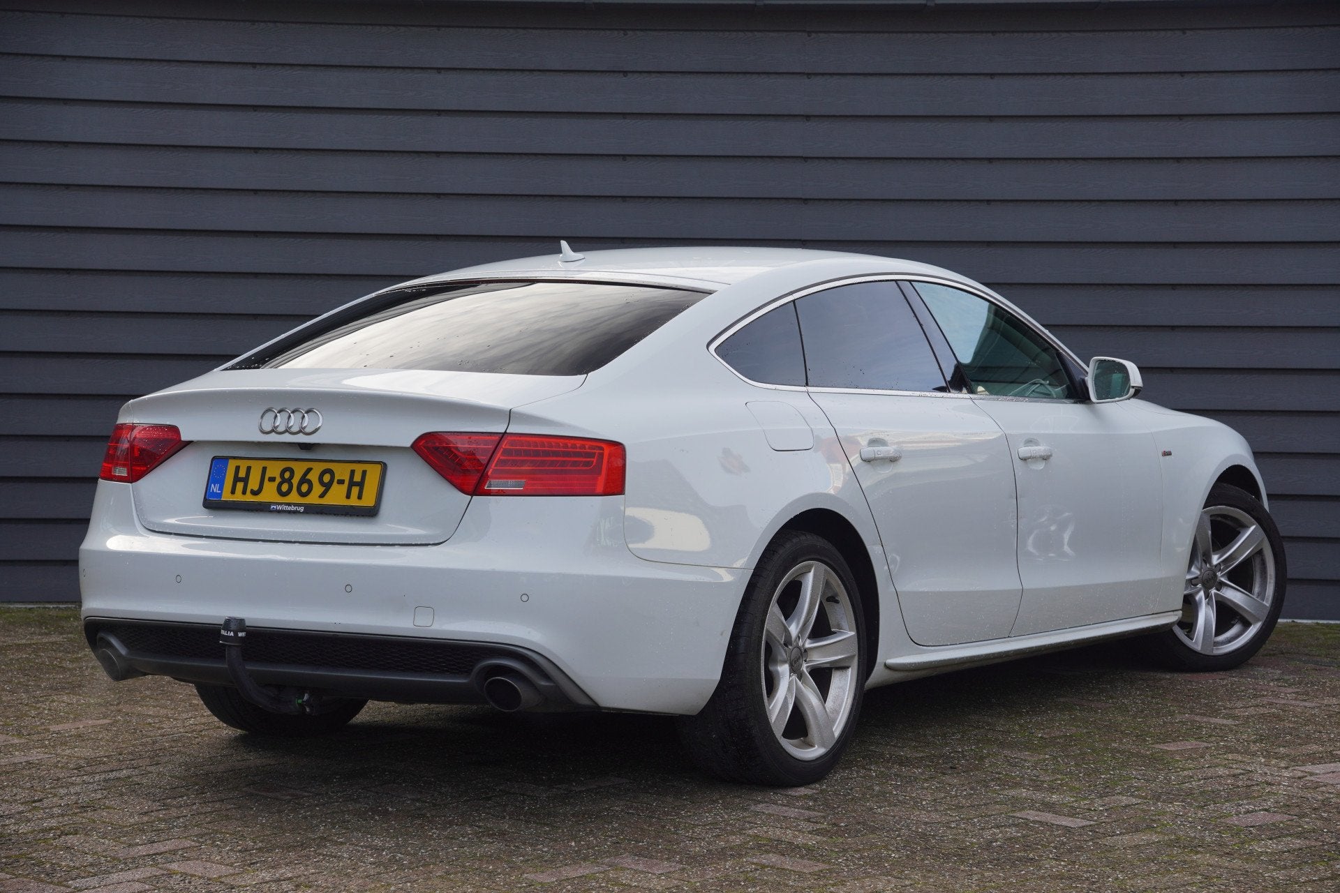 Audi A5 Sportback 1.8 TFSI Adrenalin - TREKHAAK - AUTOMAAT -, 145 pk, Stof, Gebruikt, 4 cilinders
